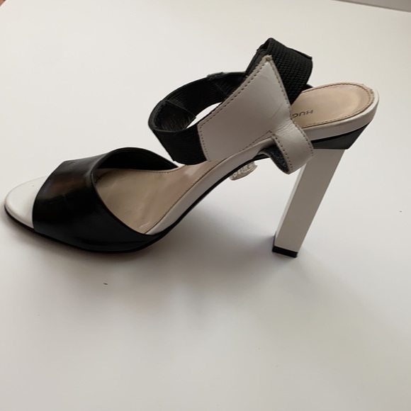 Hugo Boss Black and White Heels - Picture 3 of 13